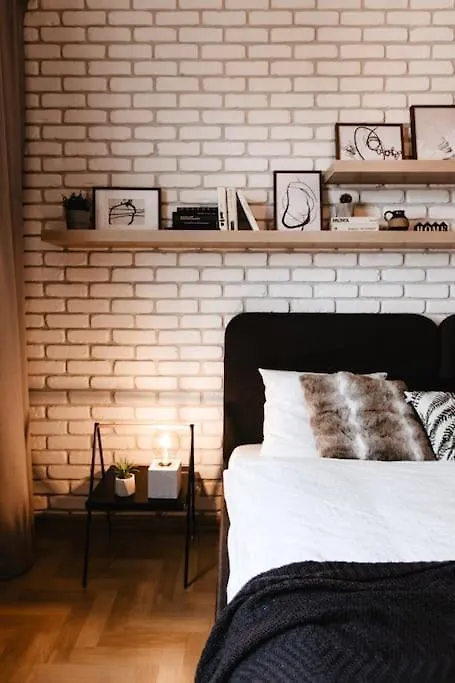 Loft Apartment With Balcony In Centre Prag