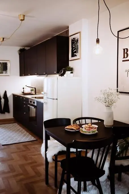 Loft Apartment With Balcony In Centre Prag Çek Cumhuriyeti