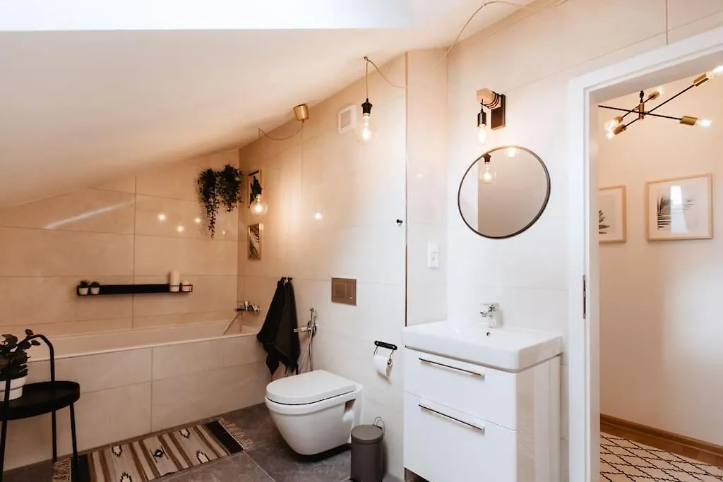 Loft Apartment With Balcony In Centre Prag