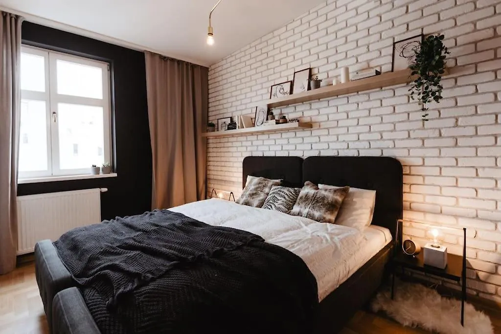 Loft Apartment With Balcony In Centre Prag
